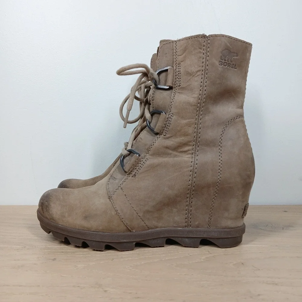 Sorel Lace Up Boots Womens 8.5 Tan Leather Wedge Heel Utility Moto Winter